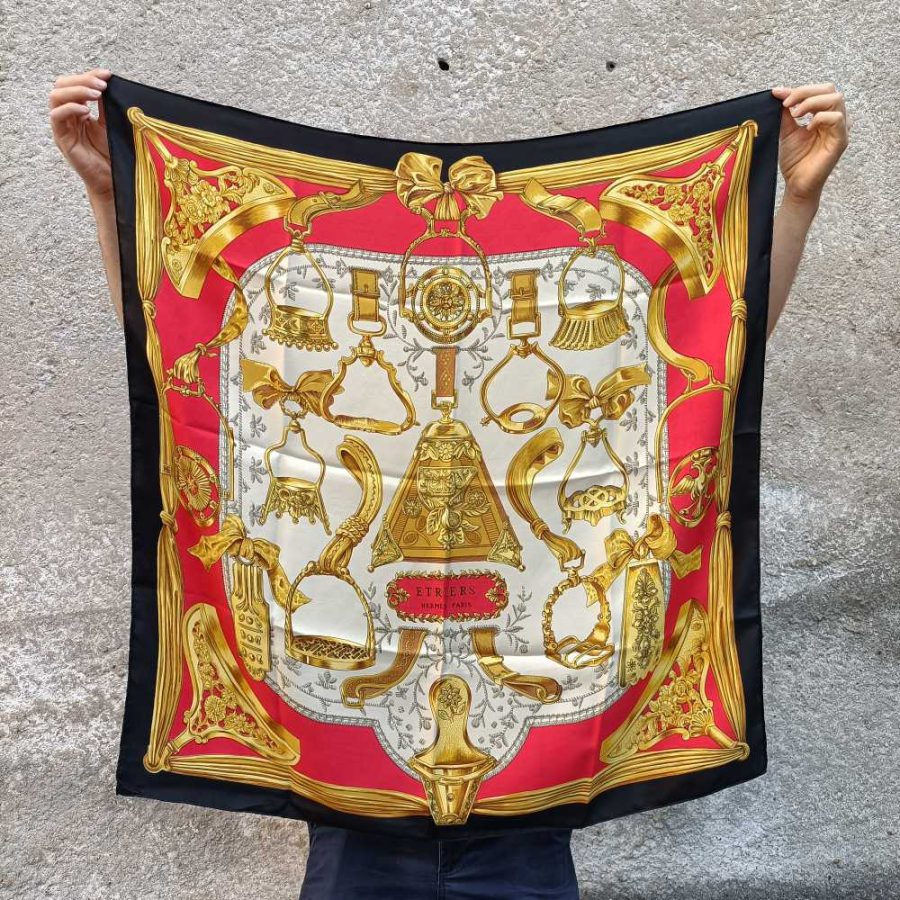 Foulard Carré Hermès