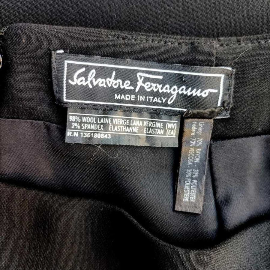 Gonna elegante Ferragamo nero