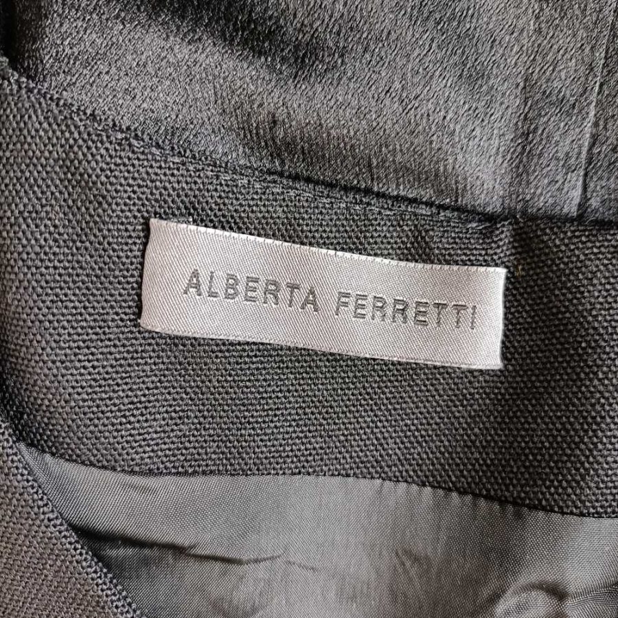 Alberta Ferretti black dress