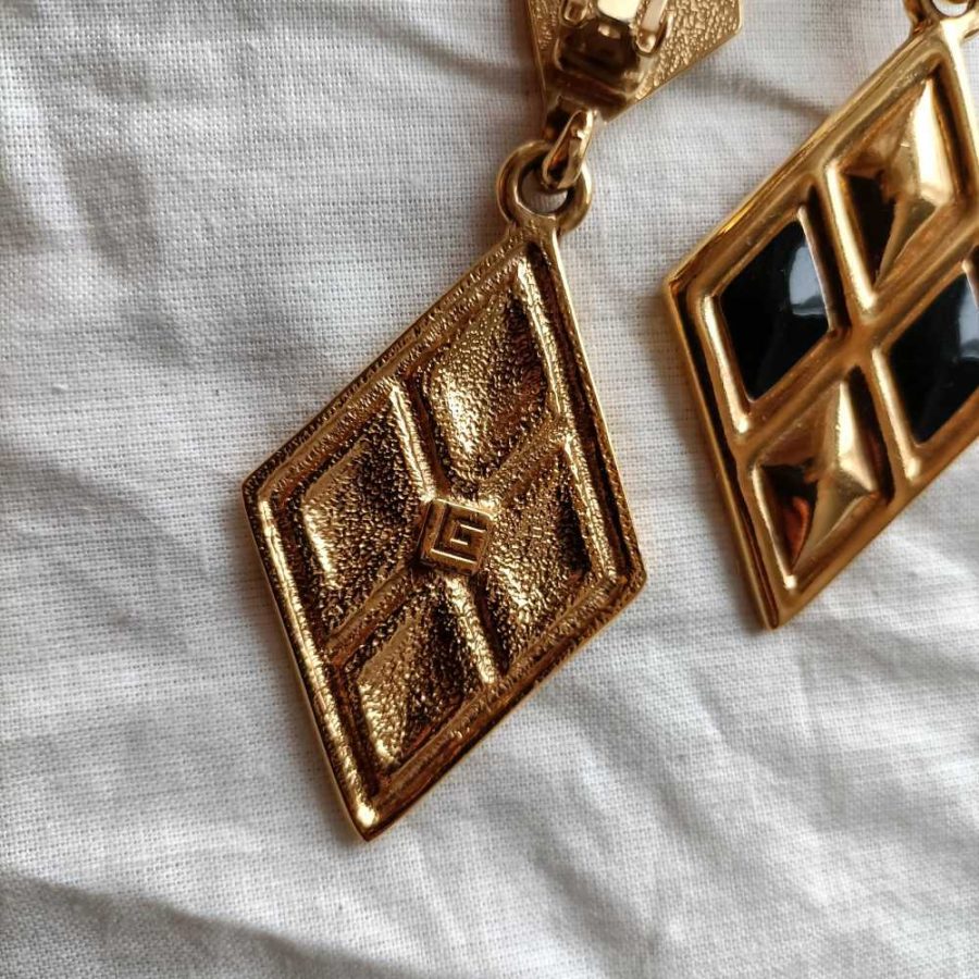 Guy Laroche earrings