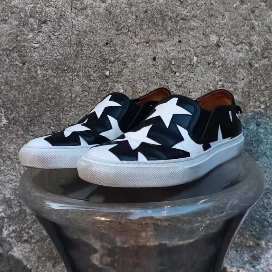sneakers Givenchy preloved
