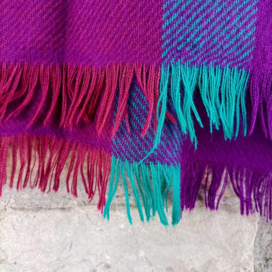 Sciarpa viola in lana