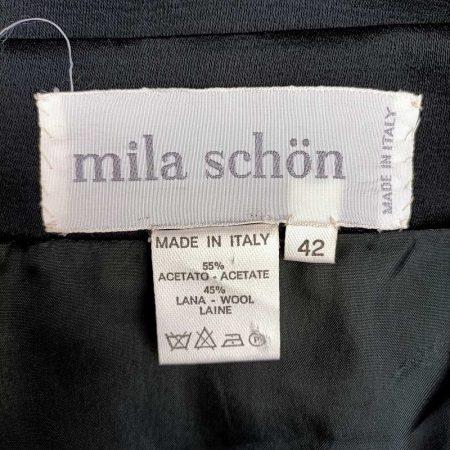 Mila Schon gonna vintage