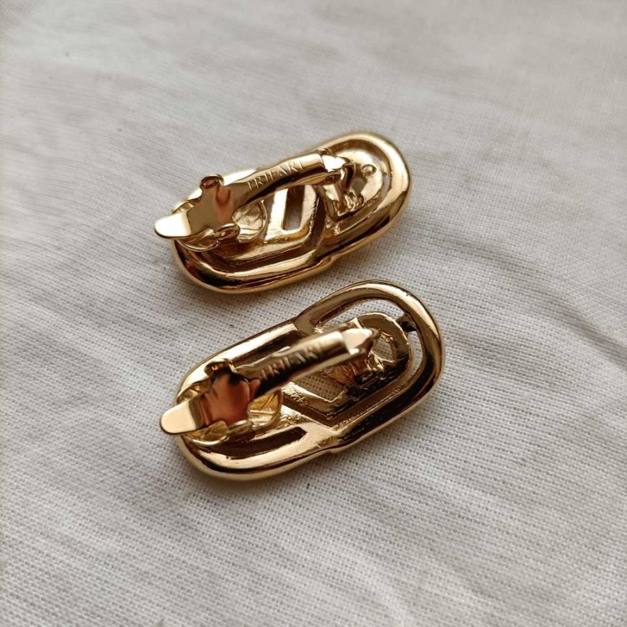 Trifari vintage clip earrings