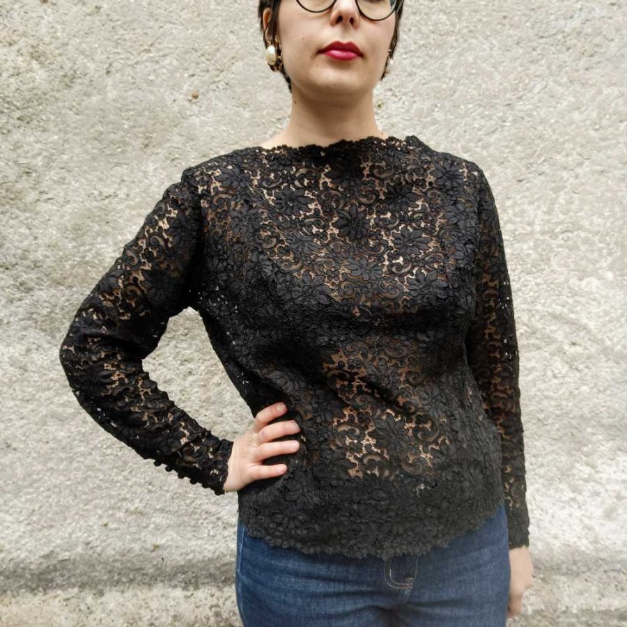 blusa sartoriale nera