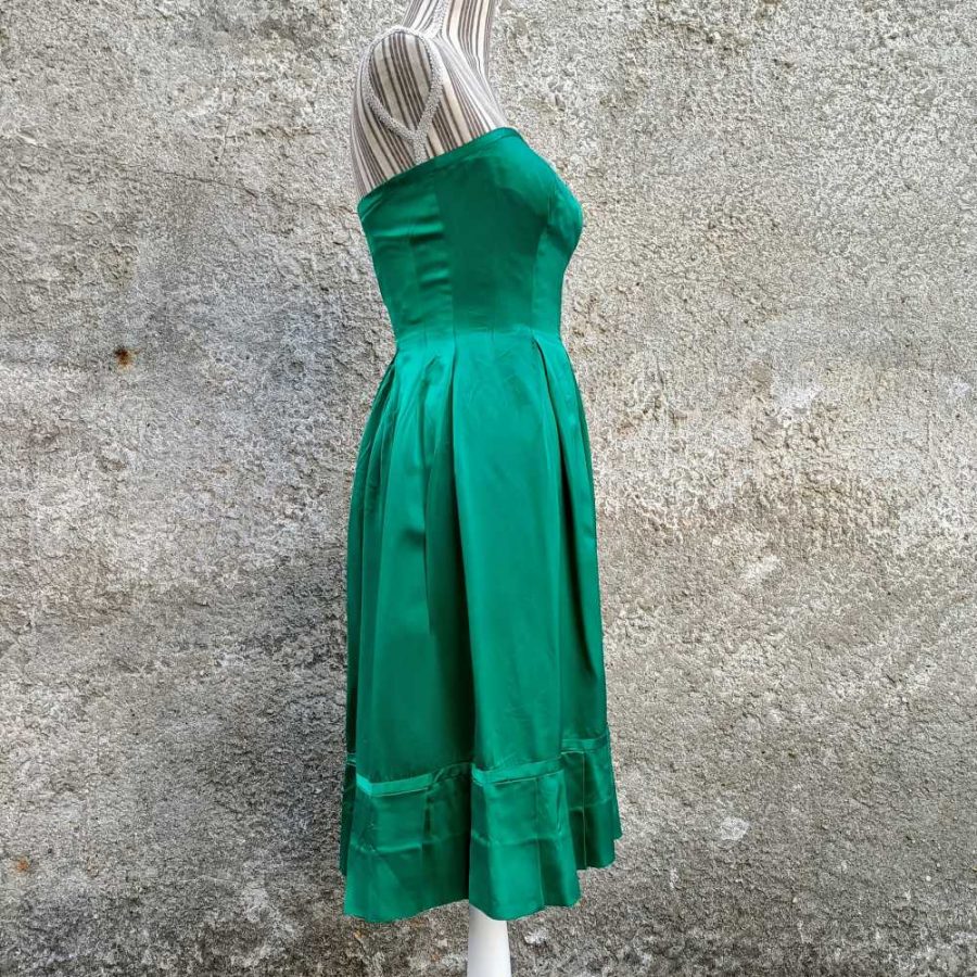 vestito elegante verde smeraldo