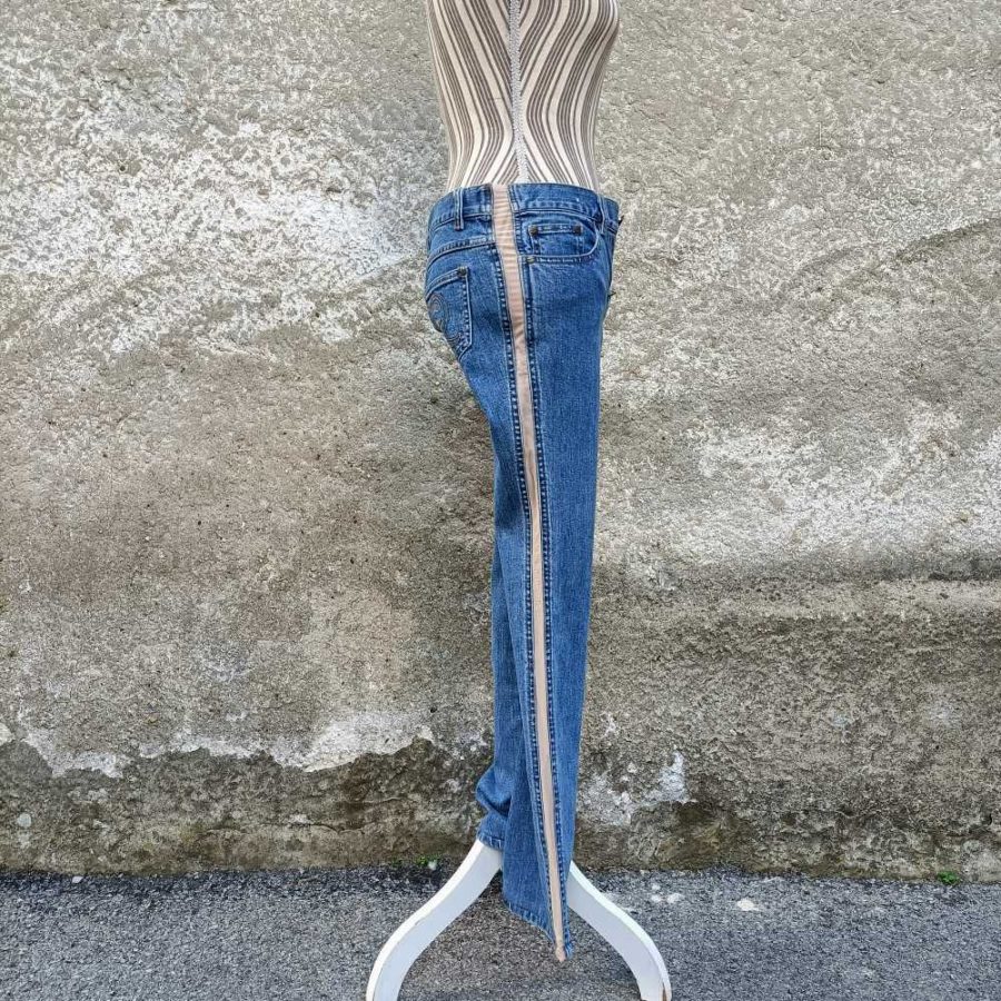 jeans blu chiaro