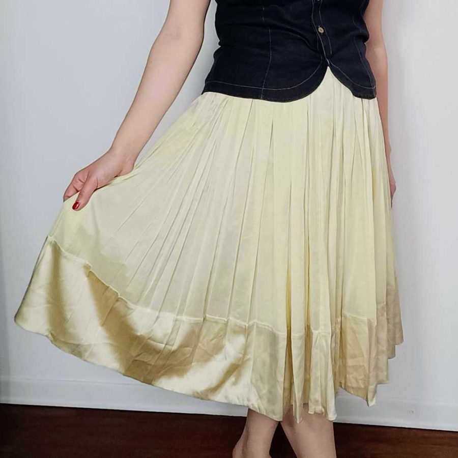 Burberry second hand gonna gialla Pomella Vintage Shop