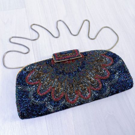 pochette con perline