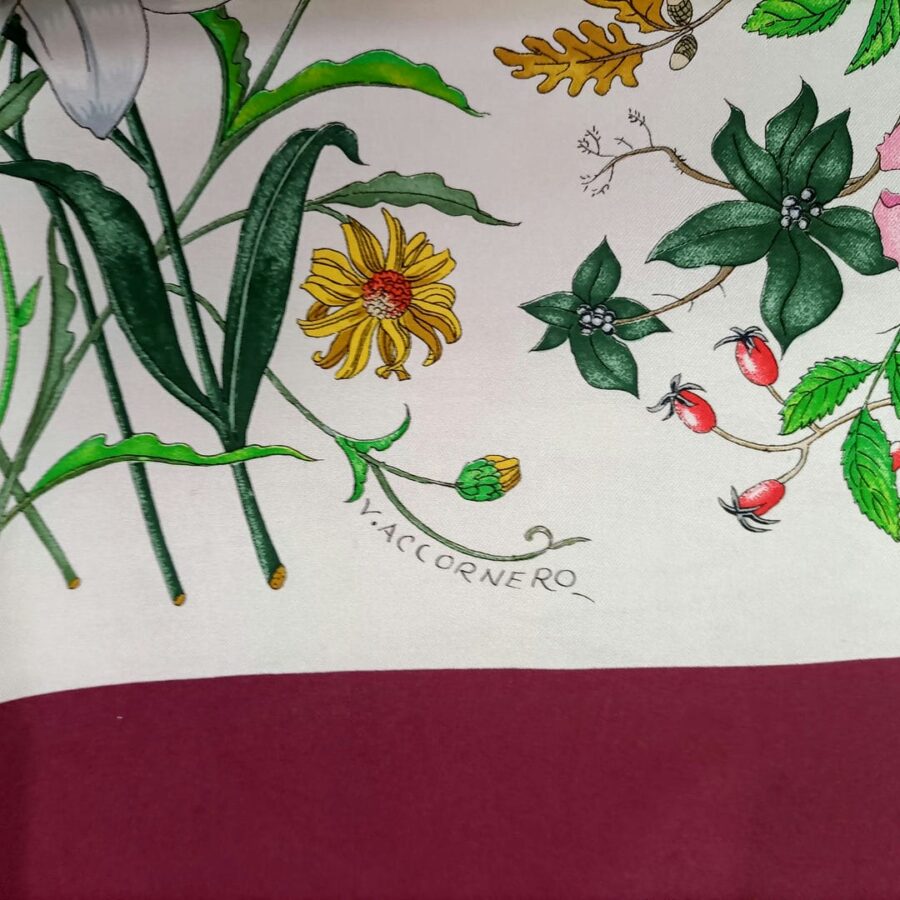 Foulard gucci flora vintage prezzi clearance