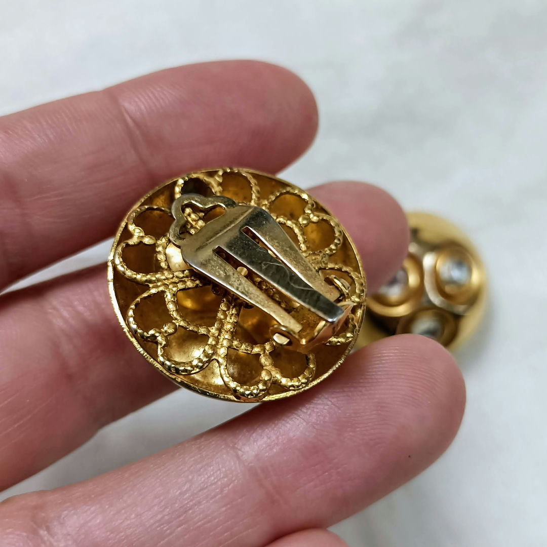 vintage clip earrings