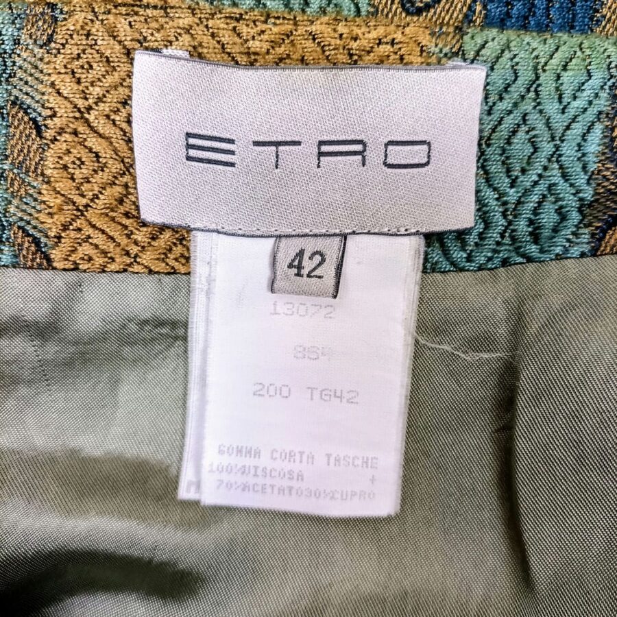 Etro label