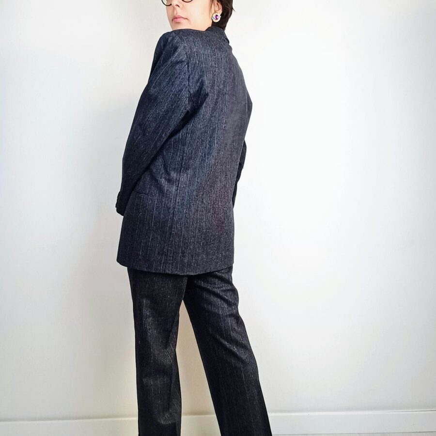 completo in lana pantaloni e giacca