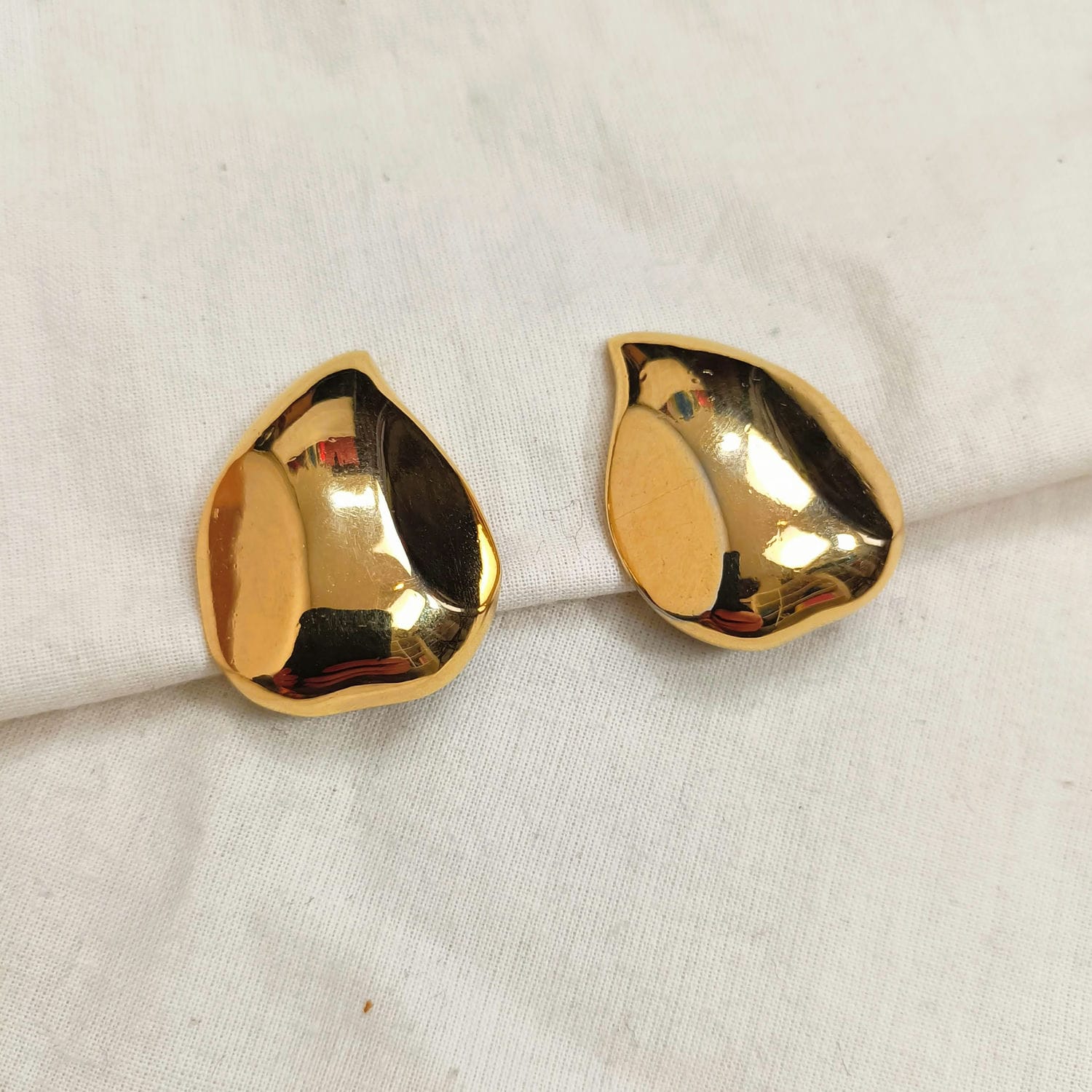 yves saint laurent orecchini vintage