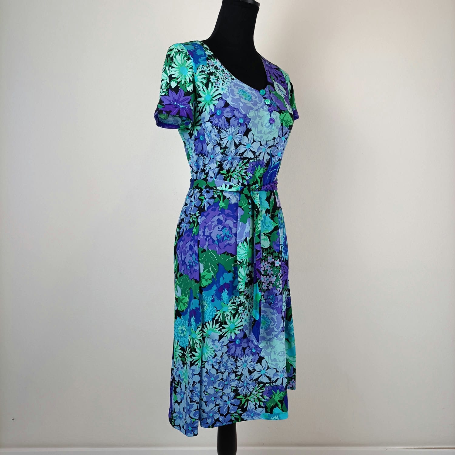 vintage flower dress