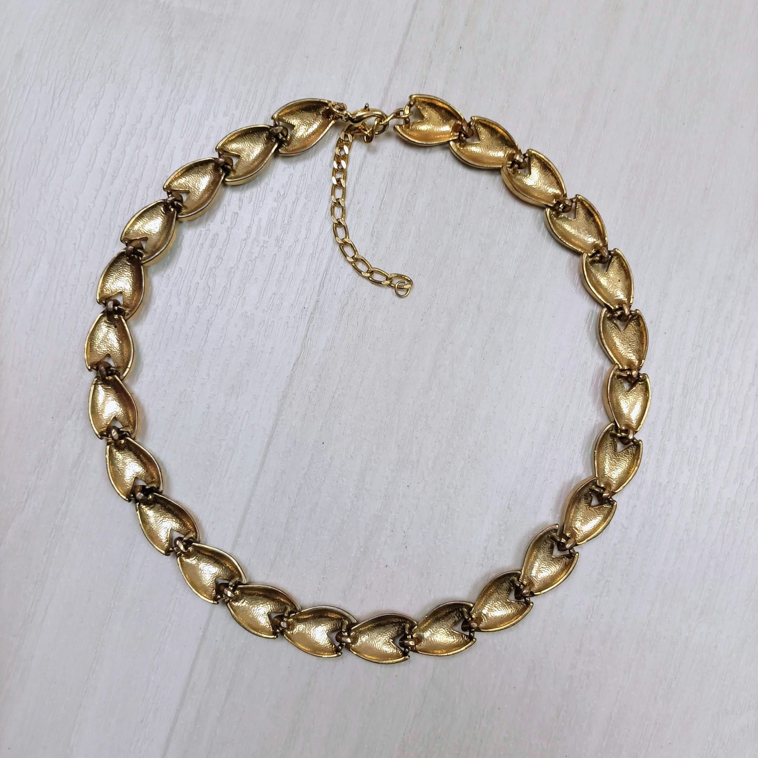 collana metallo smaltato verde rosa