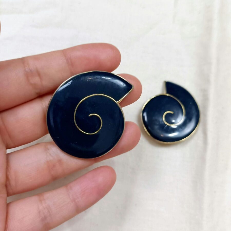 orecchini blu navy