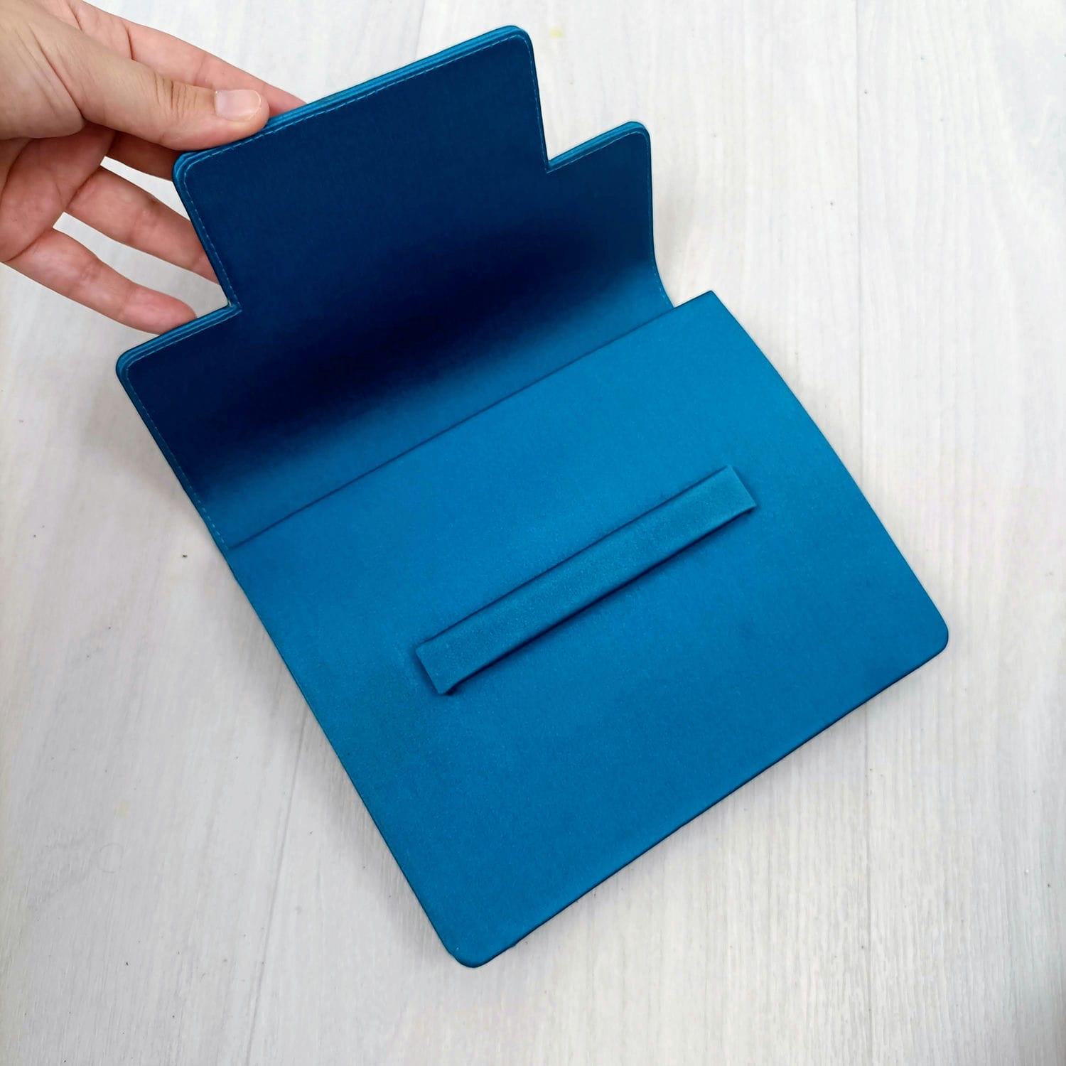 pochette da sera blu