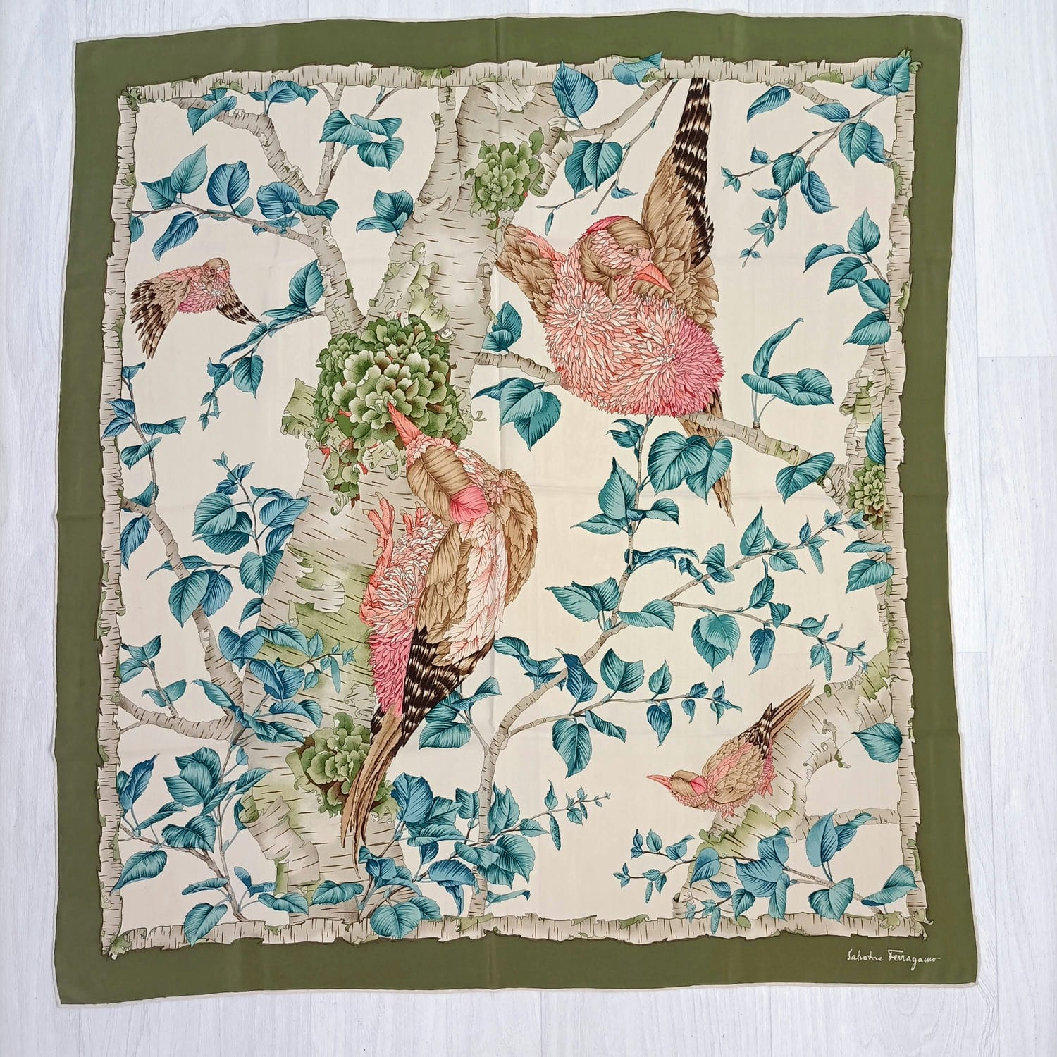 Foulard Salvatore Ferragamo vintage