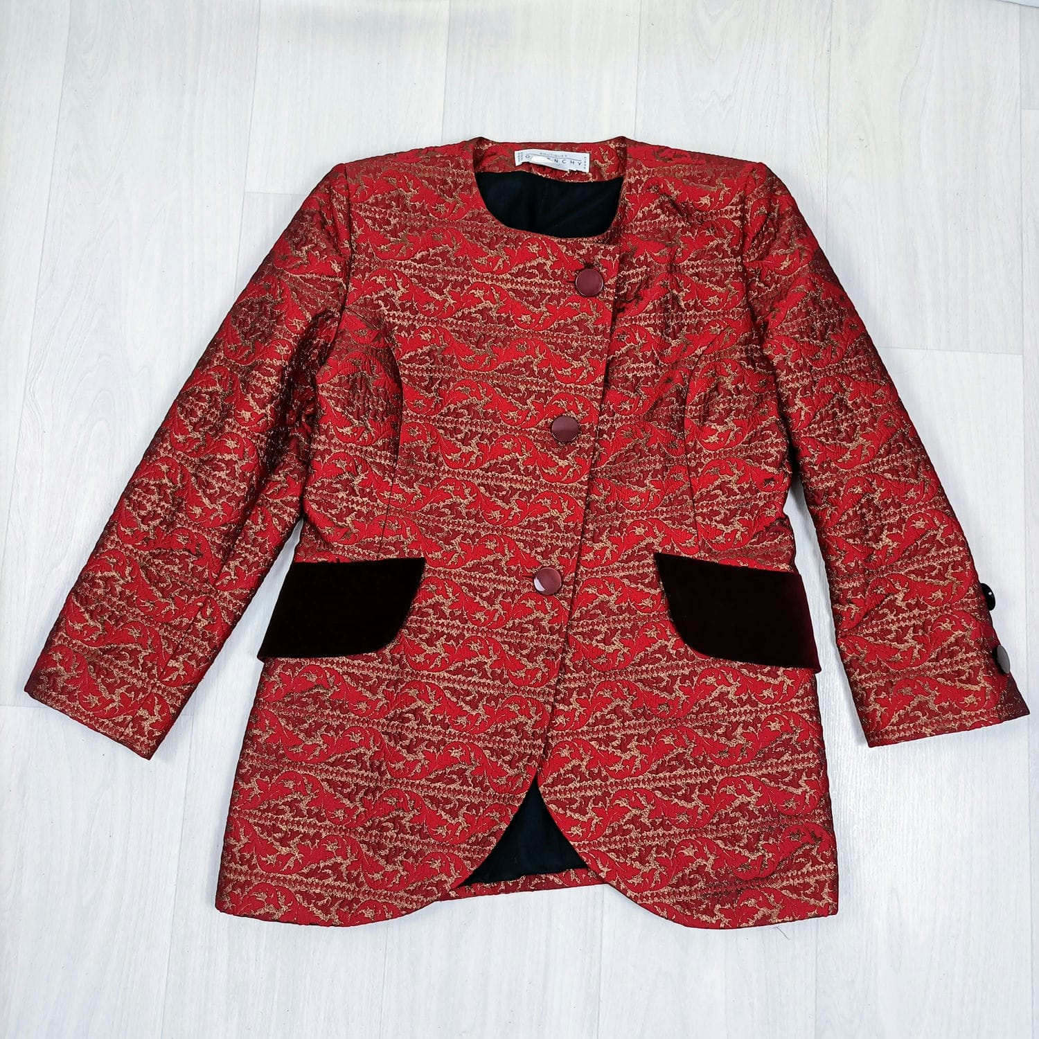 giacca rossa capodanno