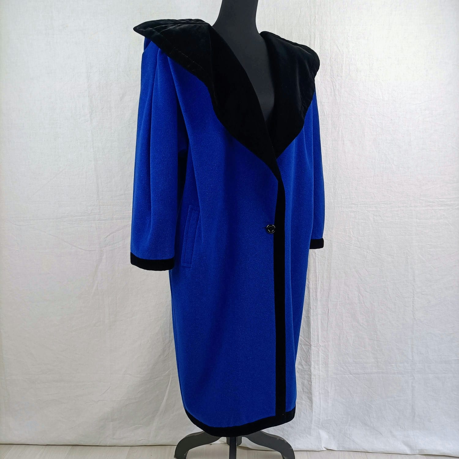 cappotto blu elettrico vintage