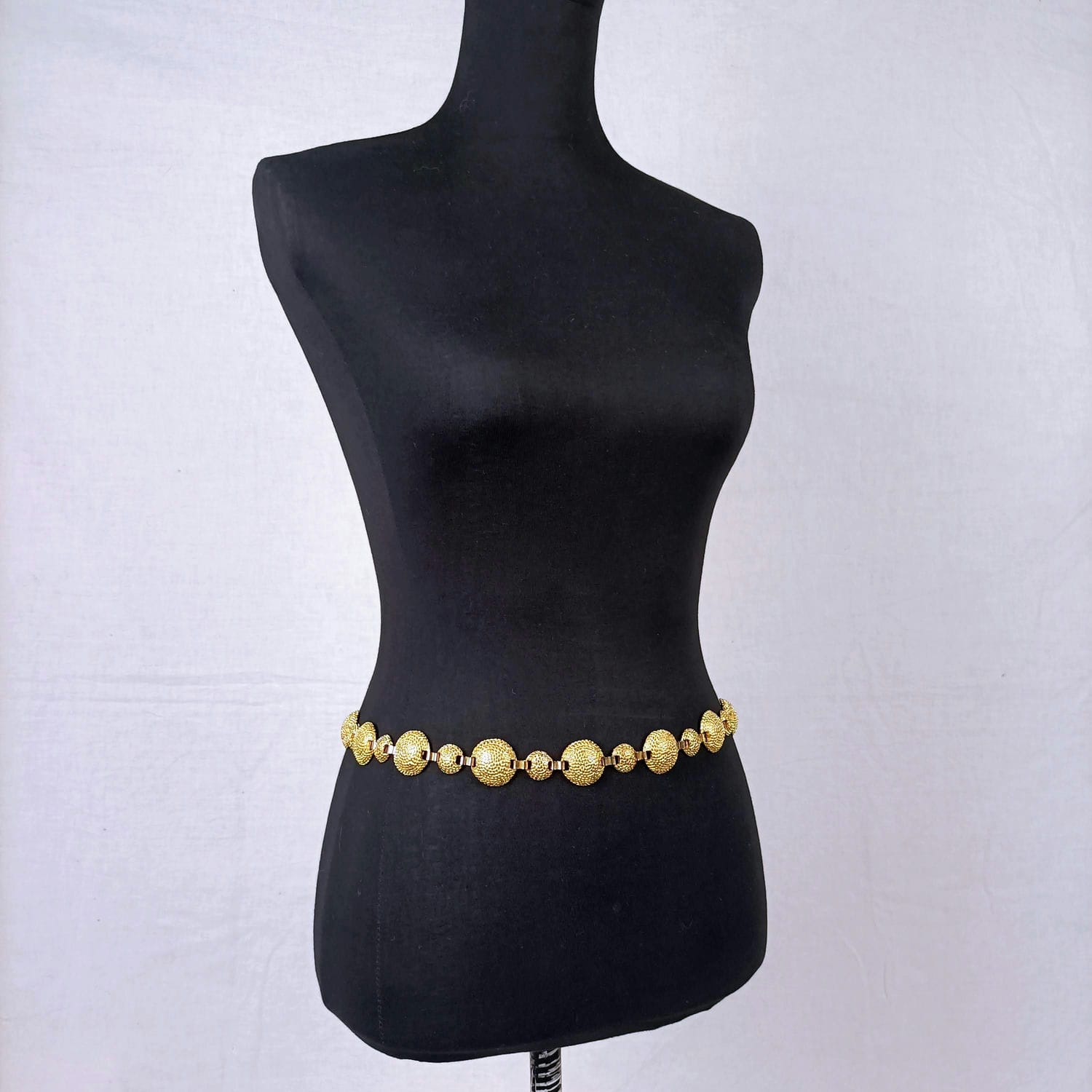 Cintura dorata vintage anni Settanta