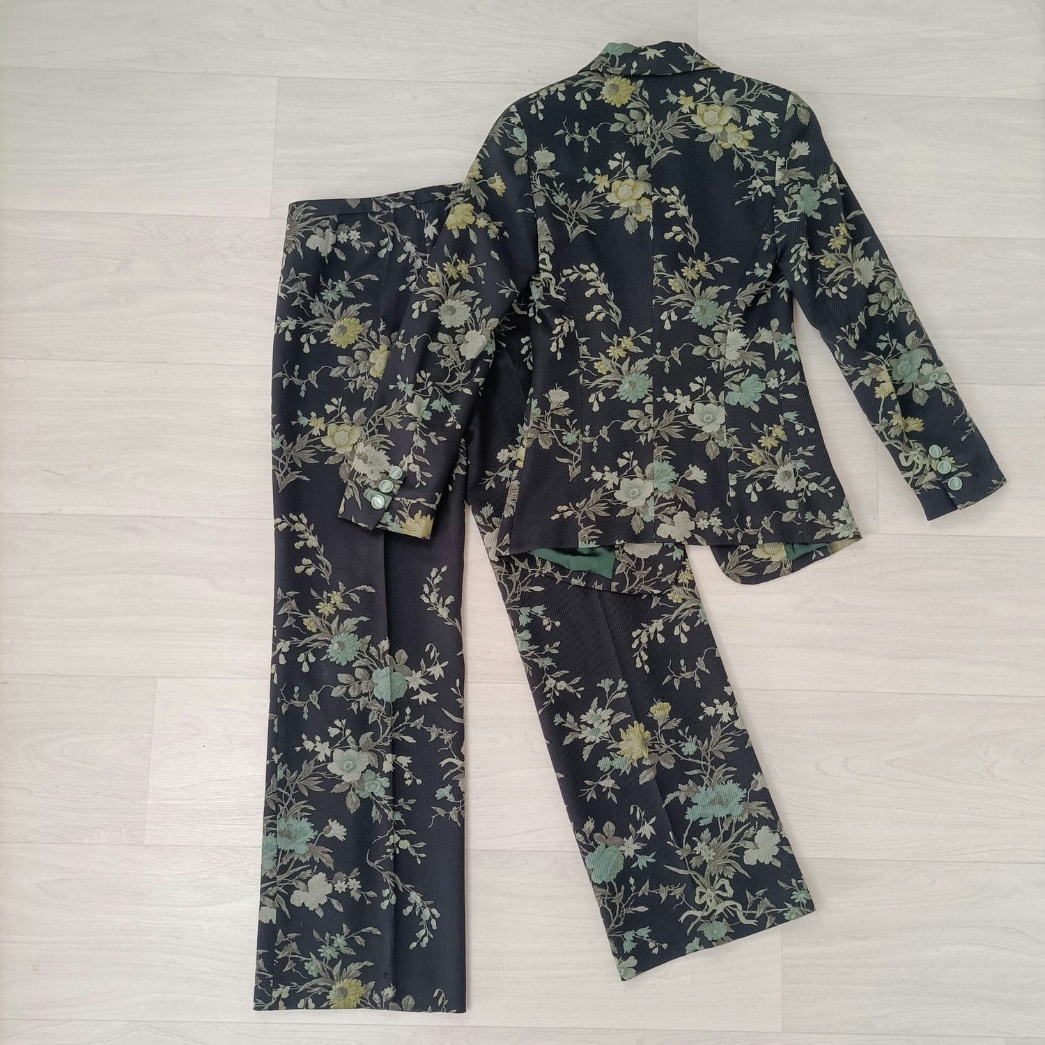 tailleur pantalone vintage a fiori kenzo