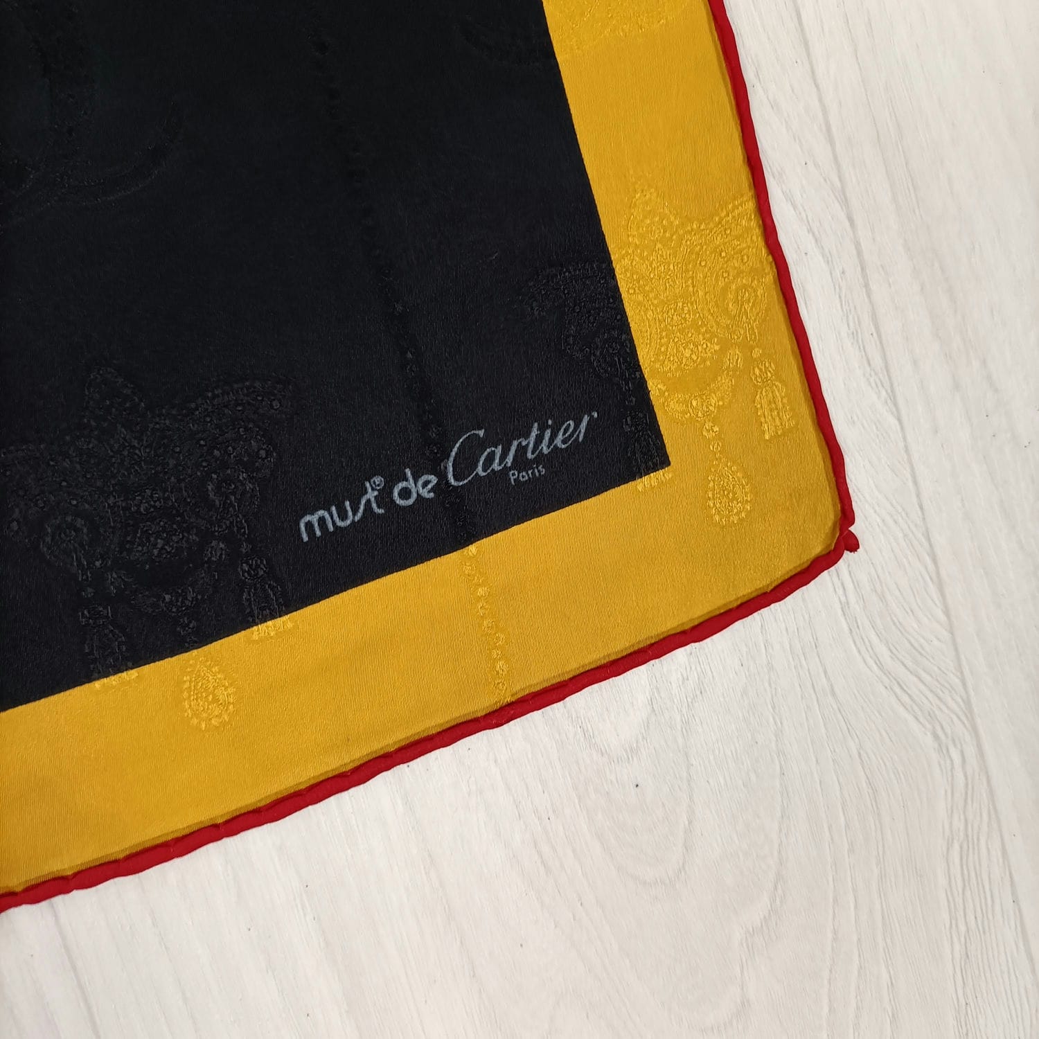 must de cartier carrรฉ