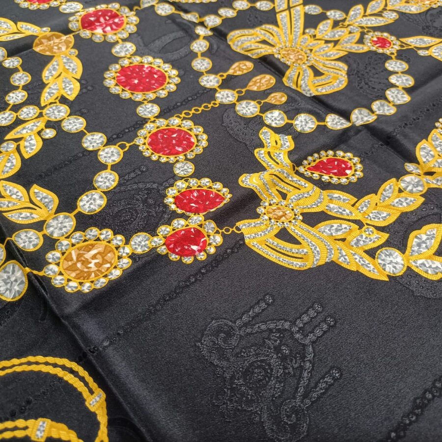 cartier scarf gift