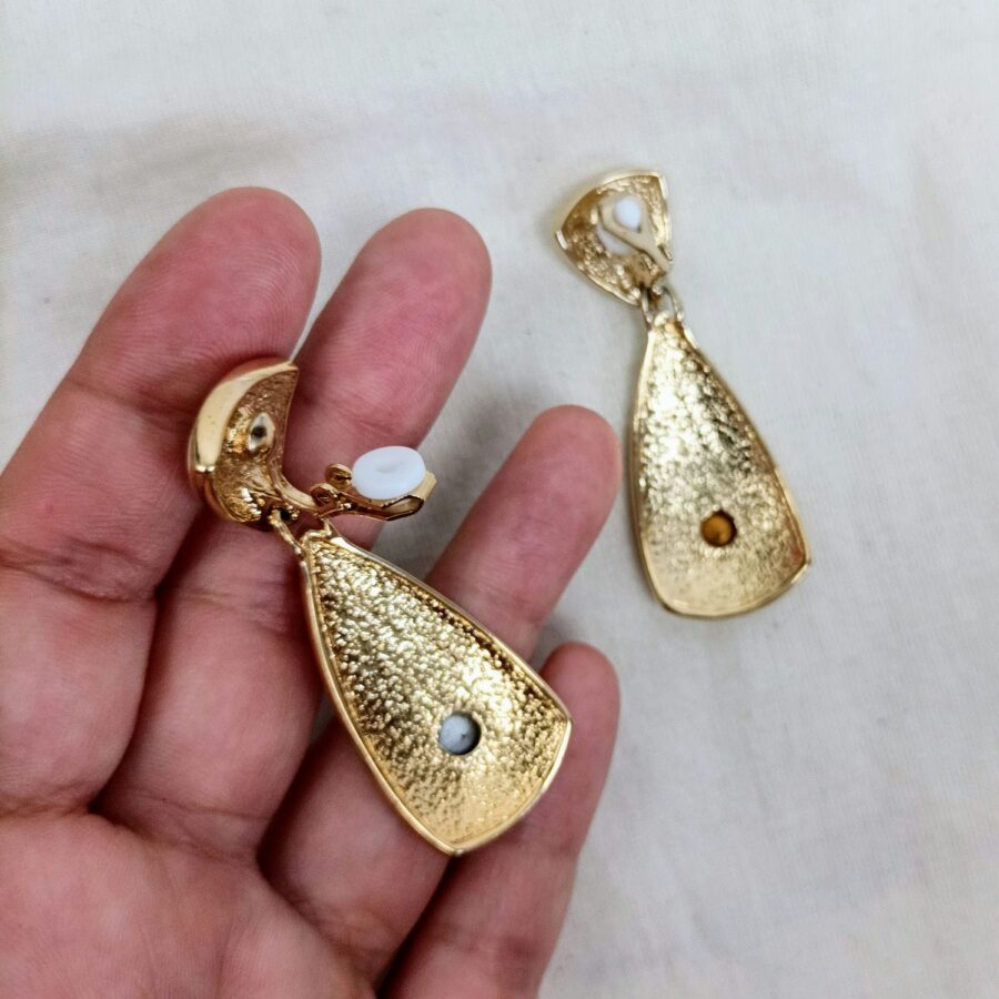 60s white earrings
