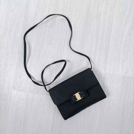 Pochette nera elegante