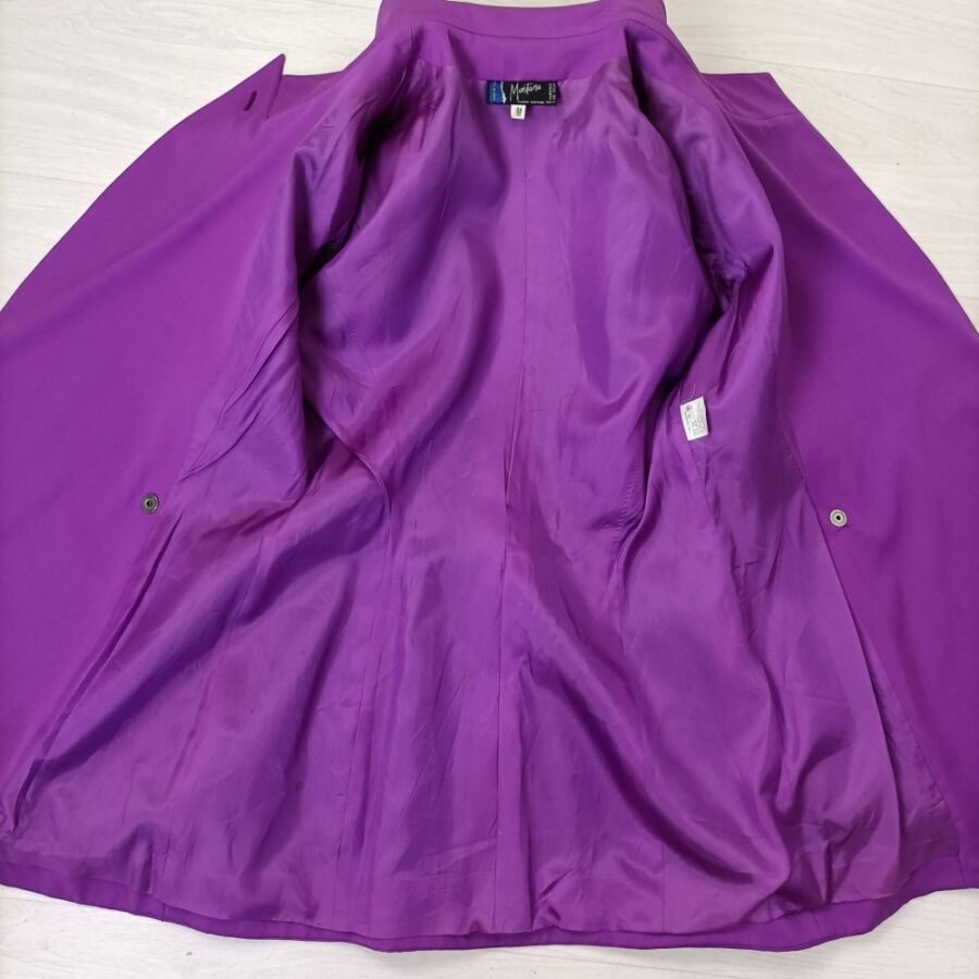 violet colorblock