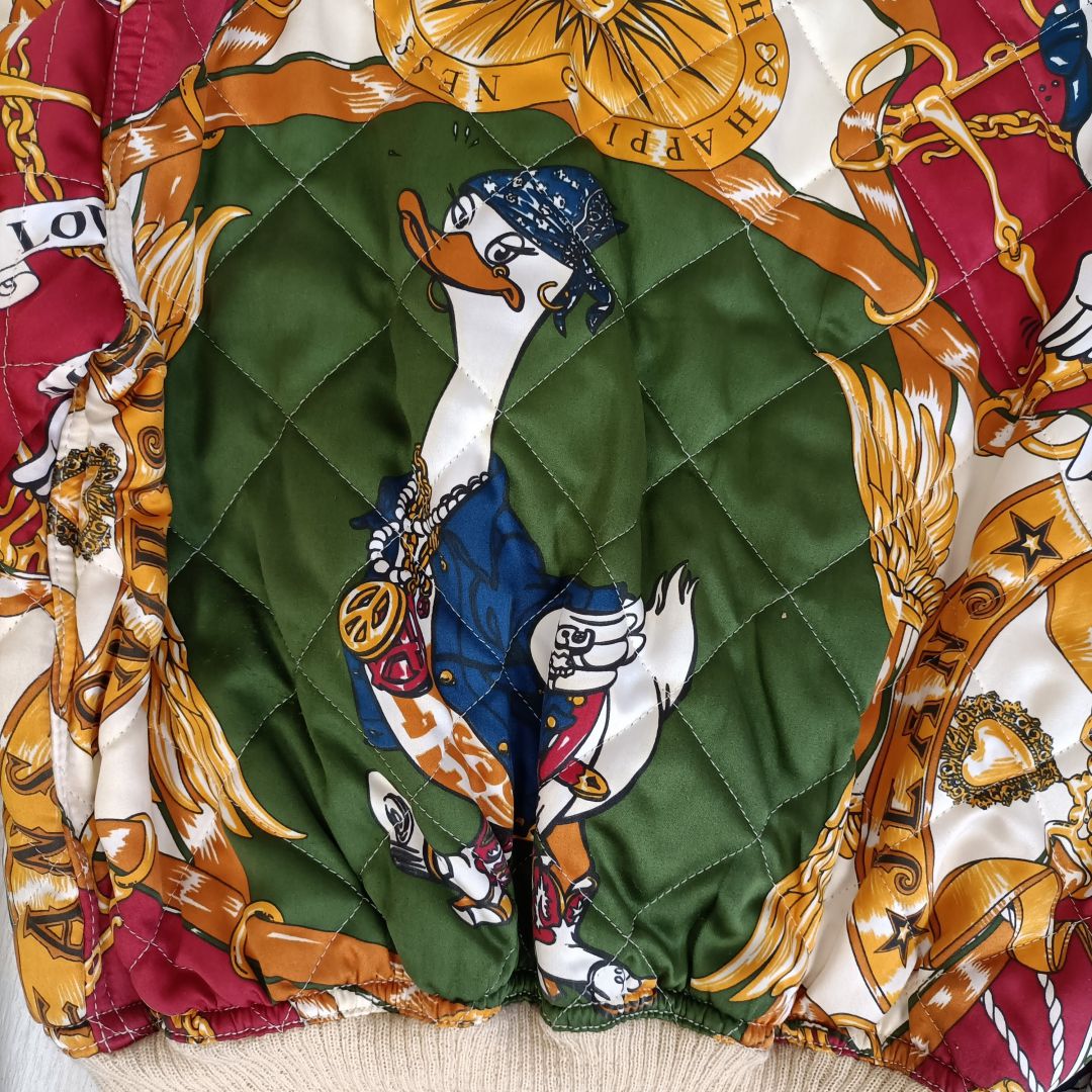 bomber streetwear moschino