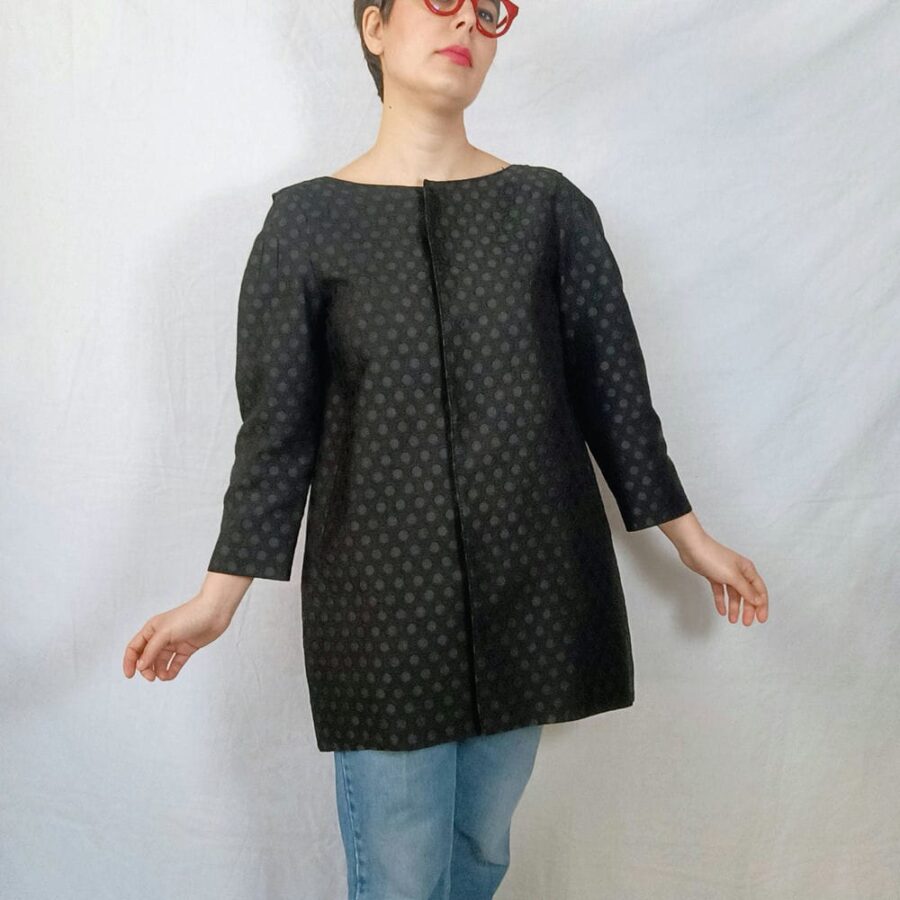 vestito nero a pois
