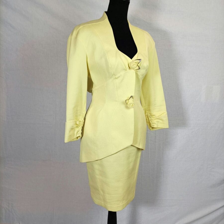 Tailleur giallo Thierry mugler