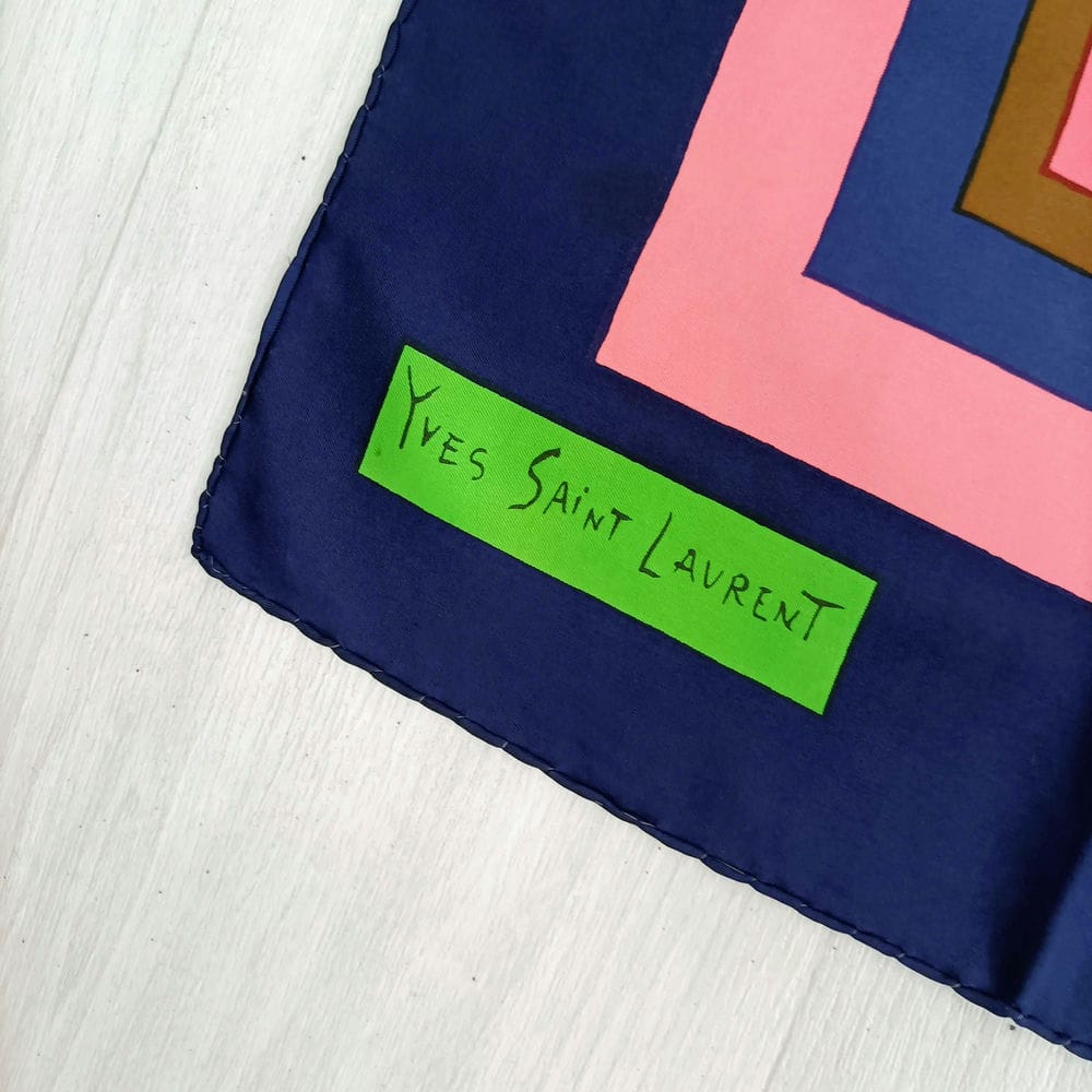 Saint Laurent foulard fantasia