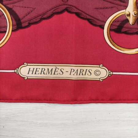 Hermès carré Lift profile disegnato da Shan Merry