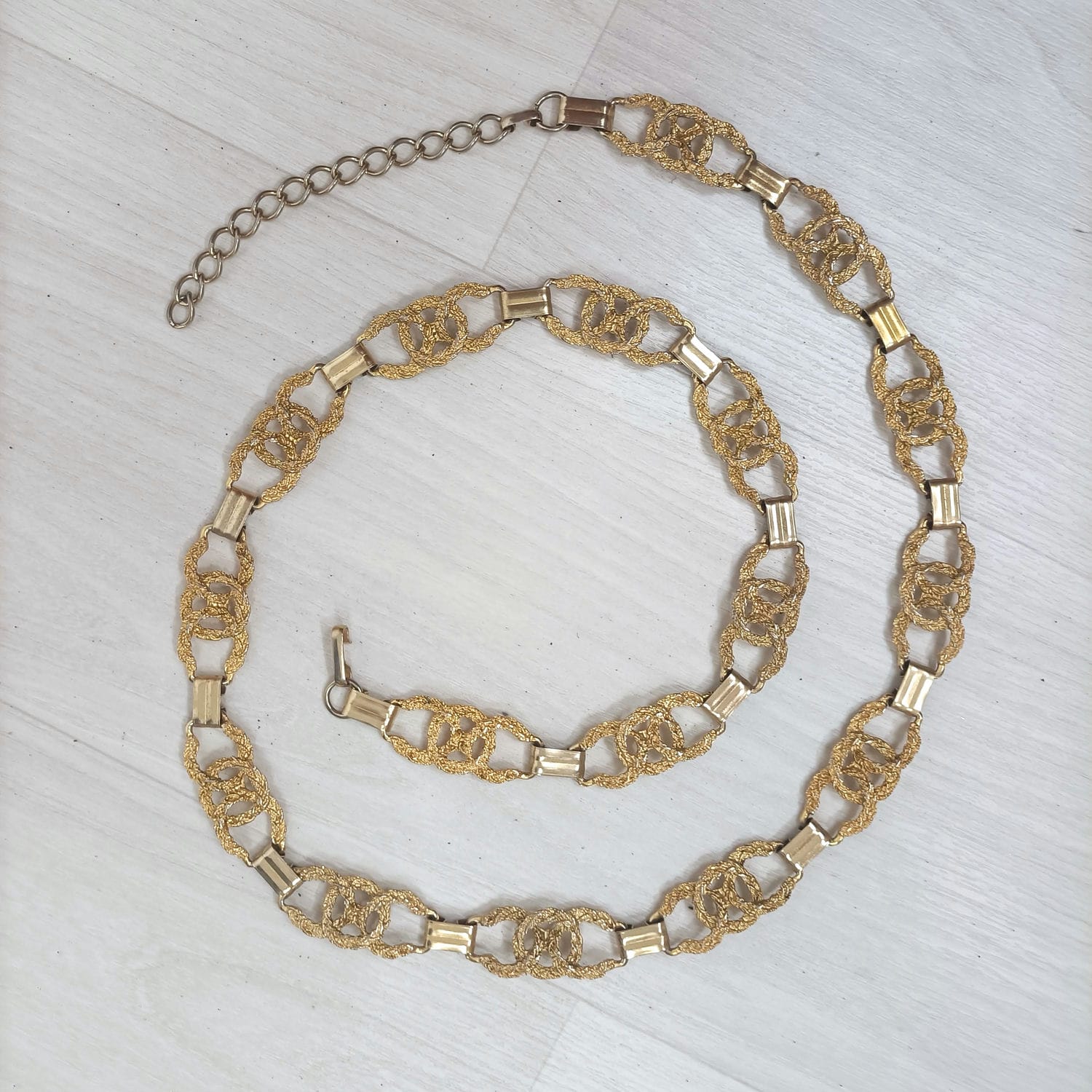 Cintura a catena dorata vintage 1970s