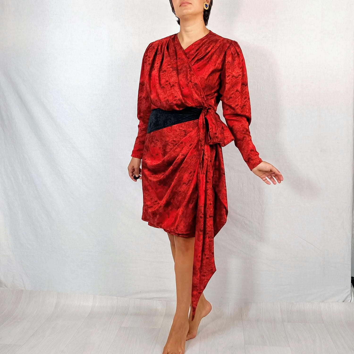 Vestito drappeggiato in seta rosso Emanuel Ungaro - immagine 2