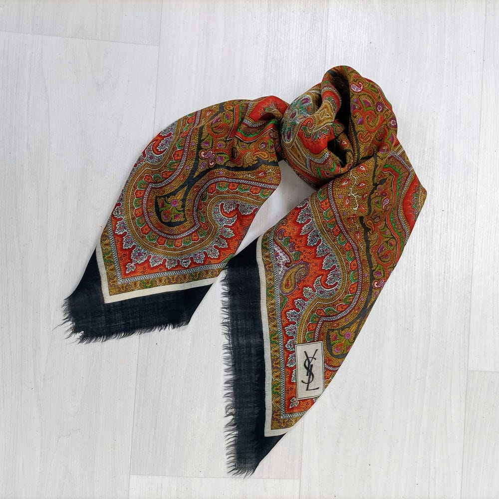 Sciarpa paisley in lana e seta Yves Saint Laurent - immagine 5