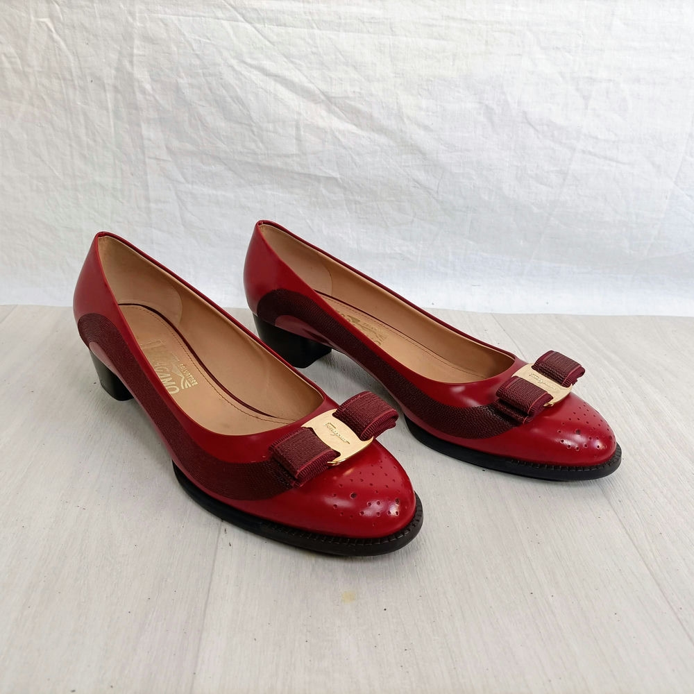 Ballerine Ferragamo in pelle bordeaux - immagine 2