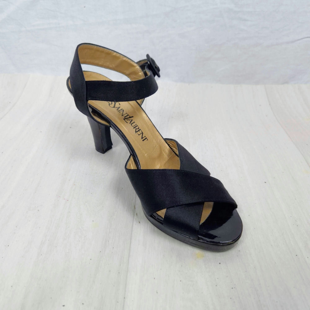 Sandali YSL con tacco neri in raso vintage anni 80 - immagine 3