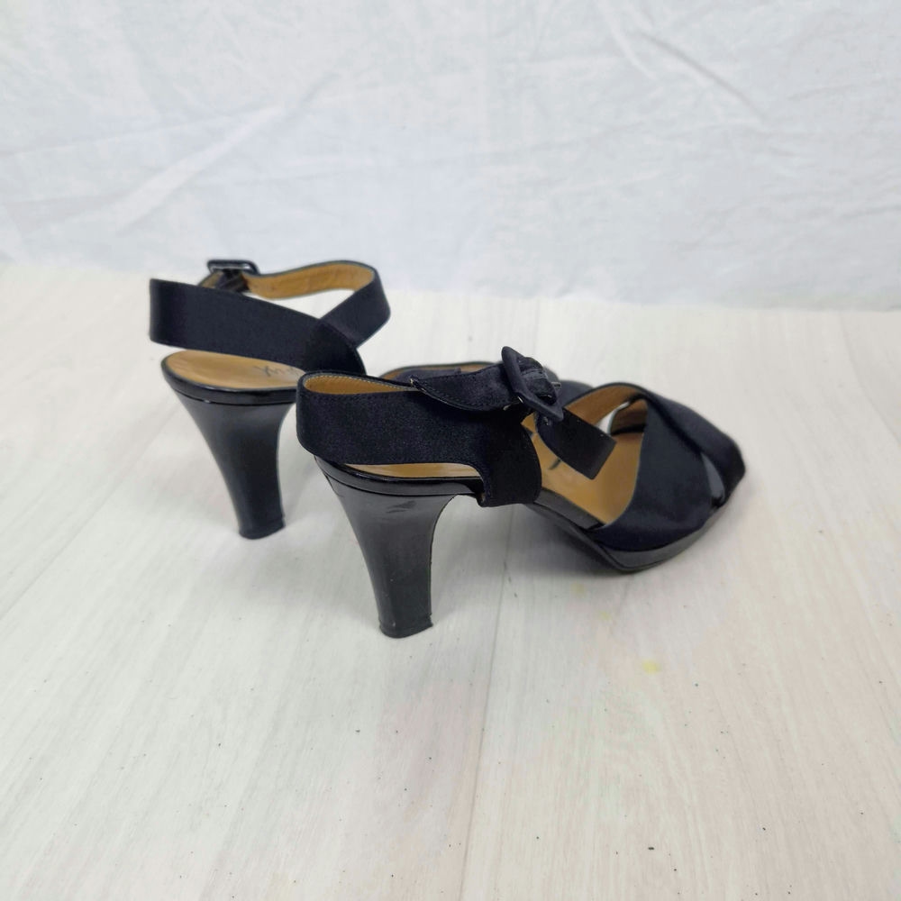 Sandali YSL con tacco neri in raso vintage anni 80 - immagine 5