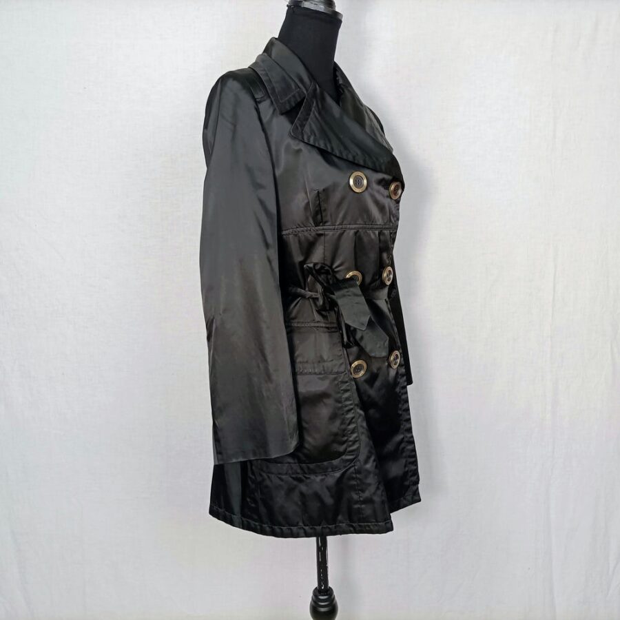 minimal coat