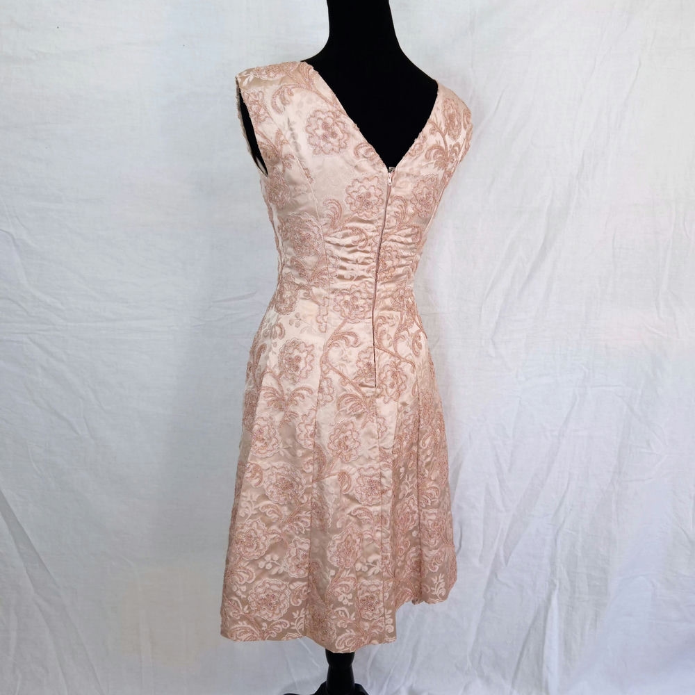 Vestito rosa antico elegante anni '60