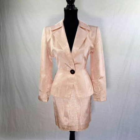 Tailleur bon ton