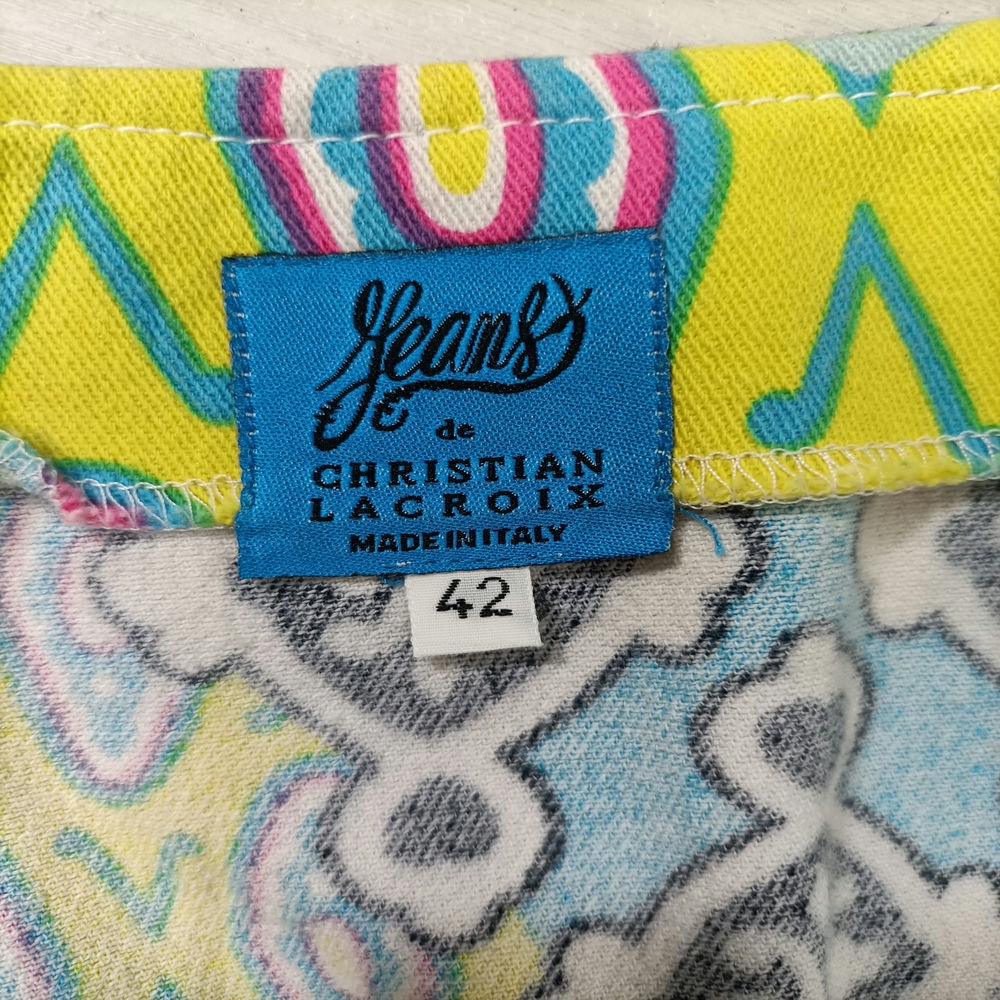 Jeans de Christian Lacroix, La Tata outfit - immagine 6