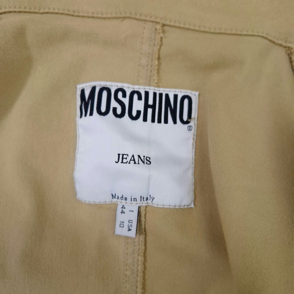 moschino jeans label