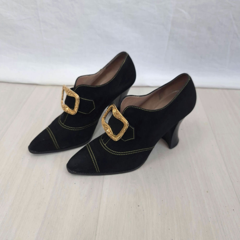 women vintage shoes