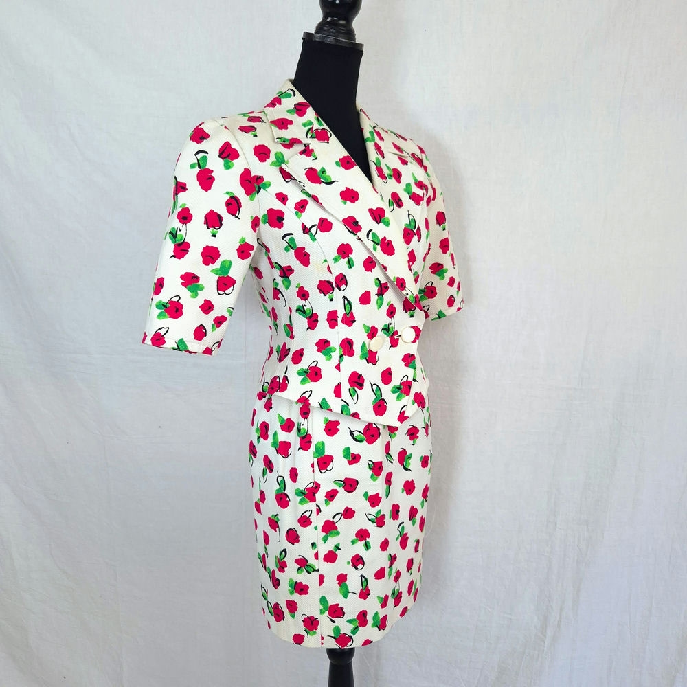 Guy Laroche completo donna con papaveri giacca e gonna - immagine 3